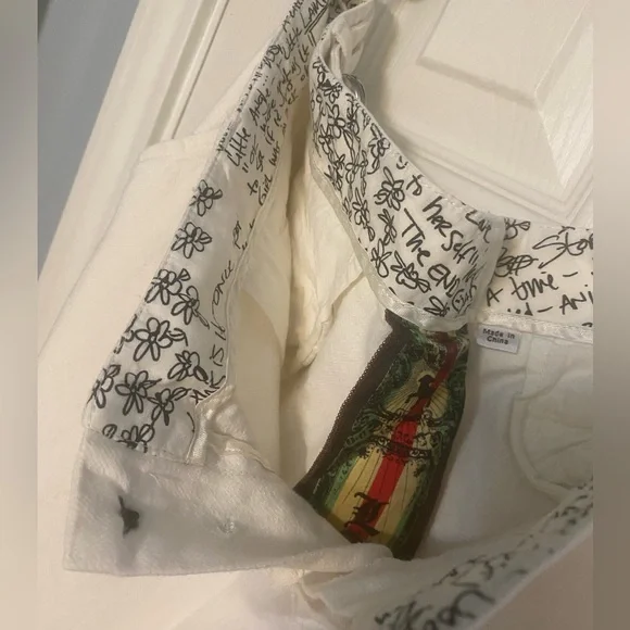 EUC White L.A.M.B. Jeans - Picture 3 of 10